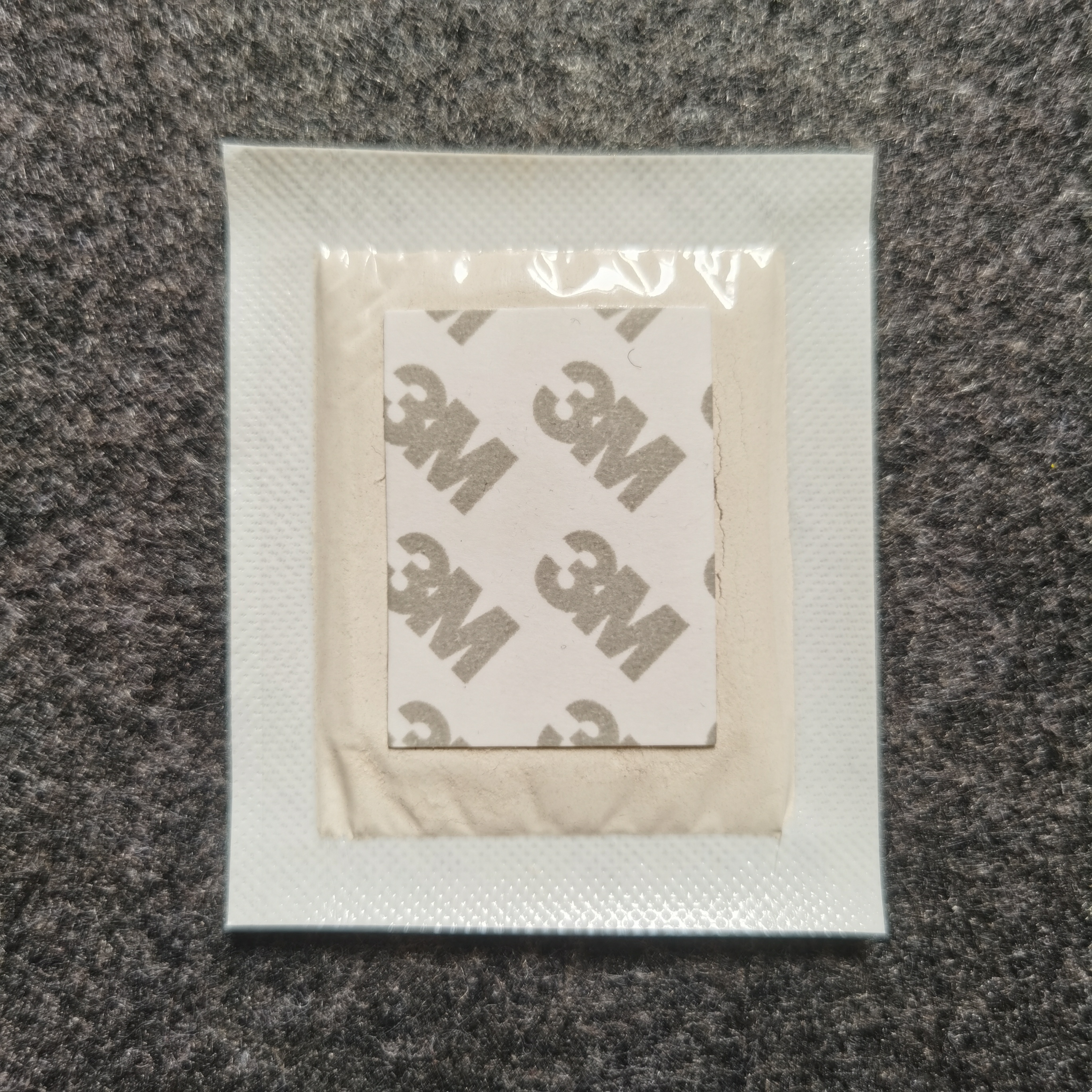 5g High Performance Anti-rust Magnesium Chloride Desiccant with Sticker for Spare Parts Transport