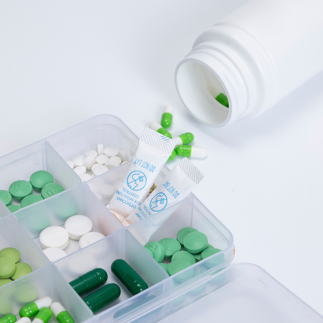 Pharma Grade Tyvek Packed Molecular Sieve & Silica Gel Desiccant